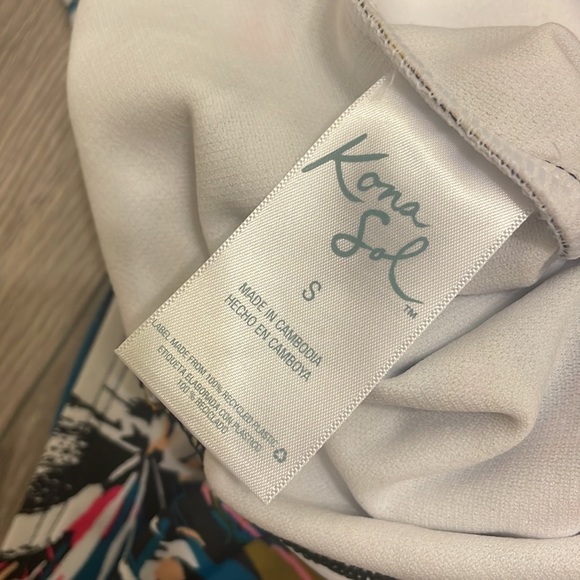 Kona sol multicolor tropical Hawaiian print one piece swimsuit size s - Picture 5 of 6